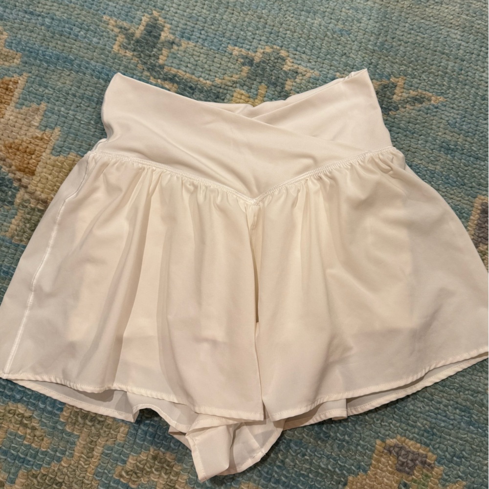 Aerie Real Me Crossover Shorts White